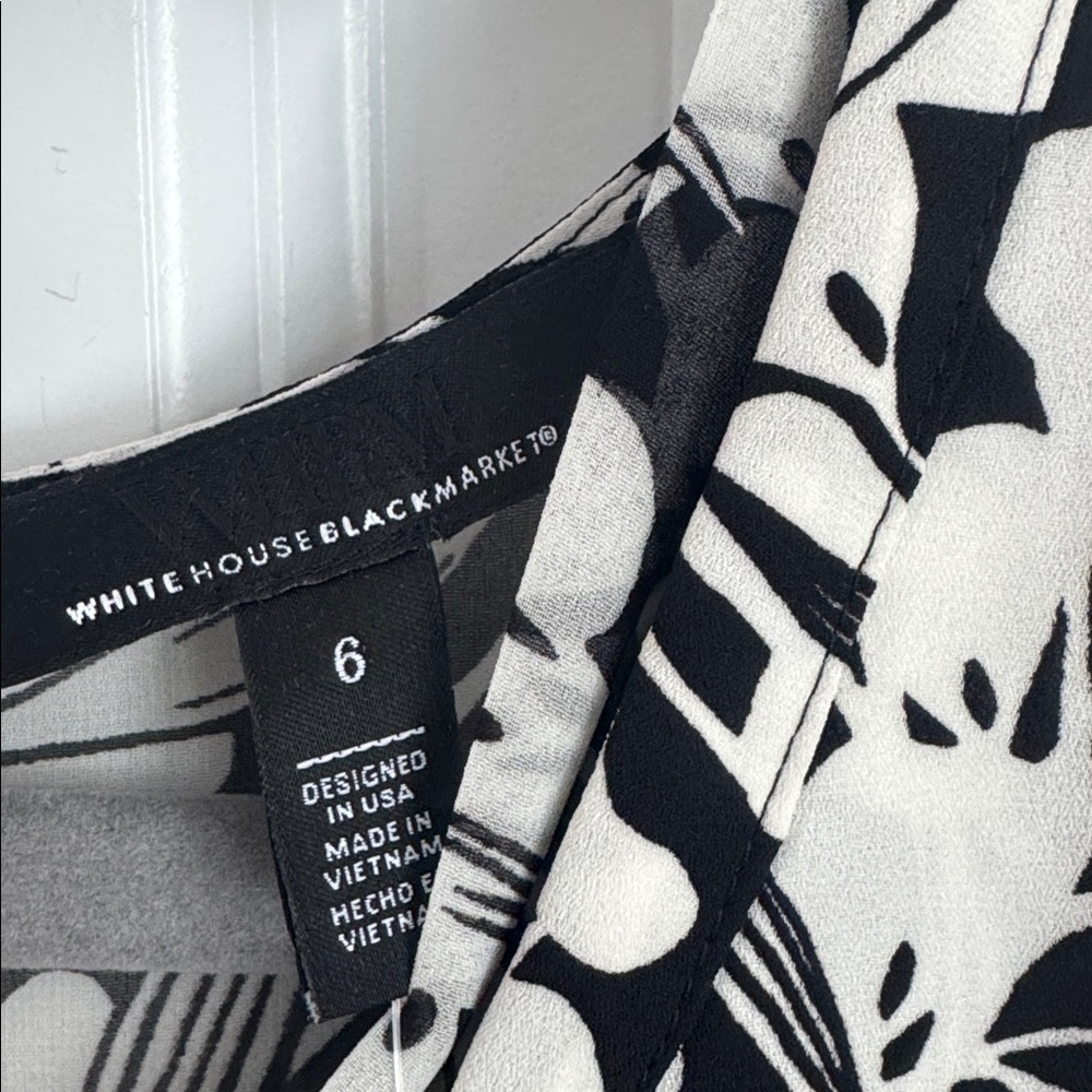 White House Black Market Monochrome Floral Dress. - Picture 2 of 8